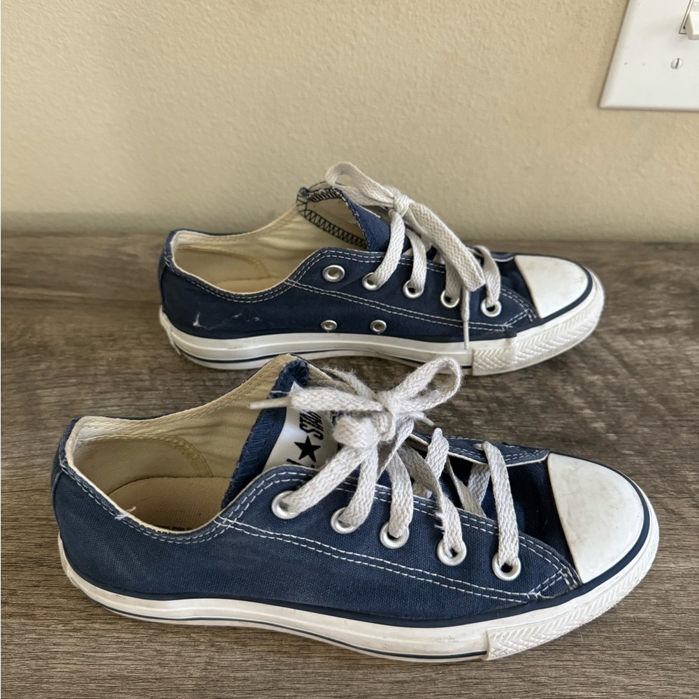 Navy blue Converse - Picture 2 of 6